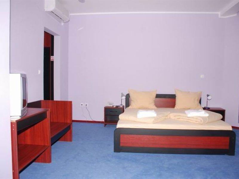 Hotel Car Semendire Oda fotoğraf